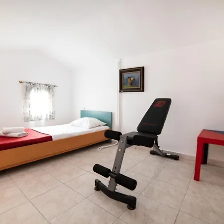 House In Πευκοχώρι